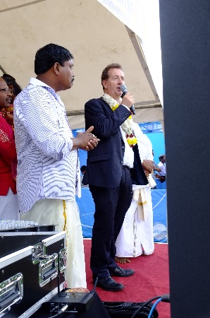 Julian Bell at Hindu Festival