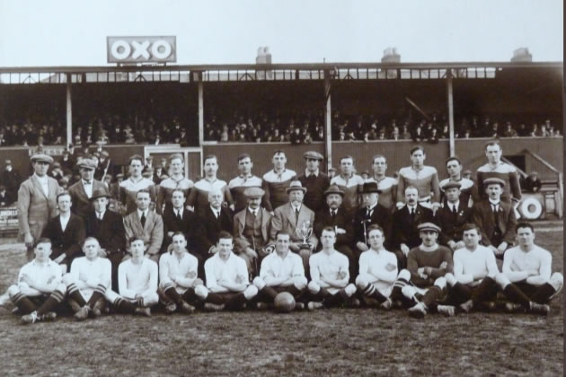 Ealing lifts the United Hospitals Challenge Cup Winners, 1924