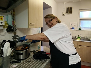 Clare Beckett at evening drop-in Ealing soup kitchen
