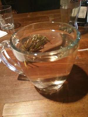 green tea at pho