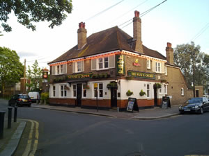 rose and crown ealing